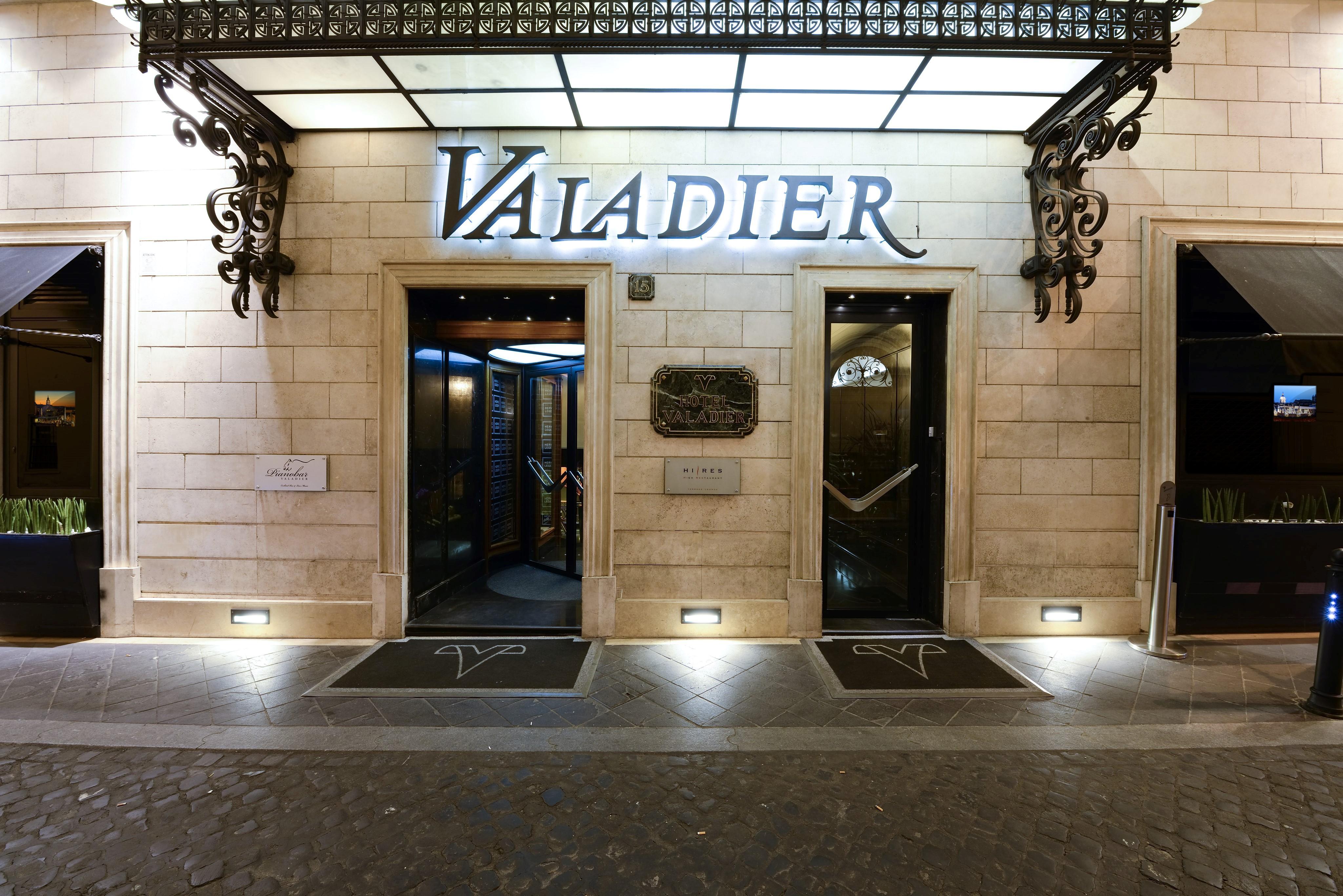 Hotel Valadier Rome Exterior photo
