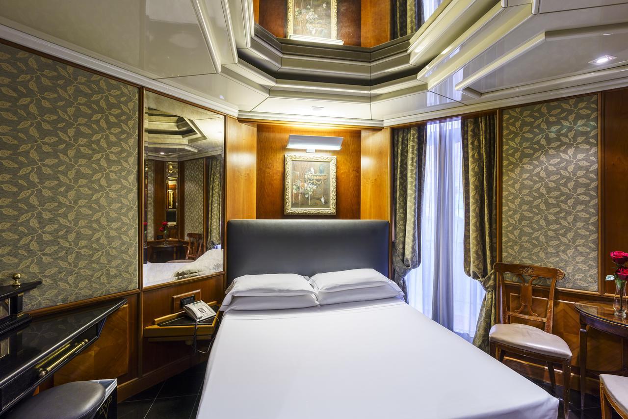 Hotel Valadier Rome Exterior photo